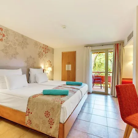 Robinson Camyuva - Adults Only Complex 5*